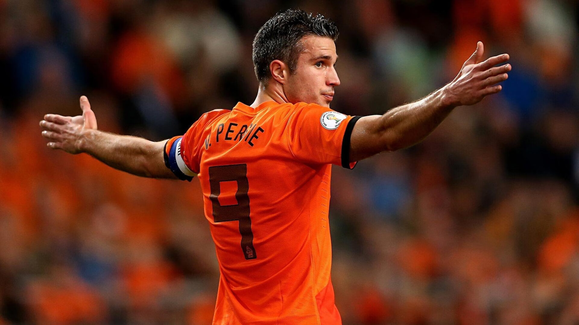 足球产业园区打造成为城市新经济引擎，推动区域发展，足球产业管理